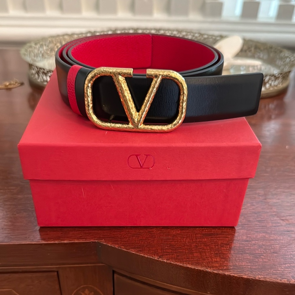 Valentino Black and Red Reversible Belt with Gold Buckle 80/85